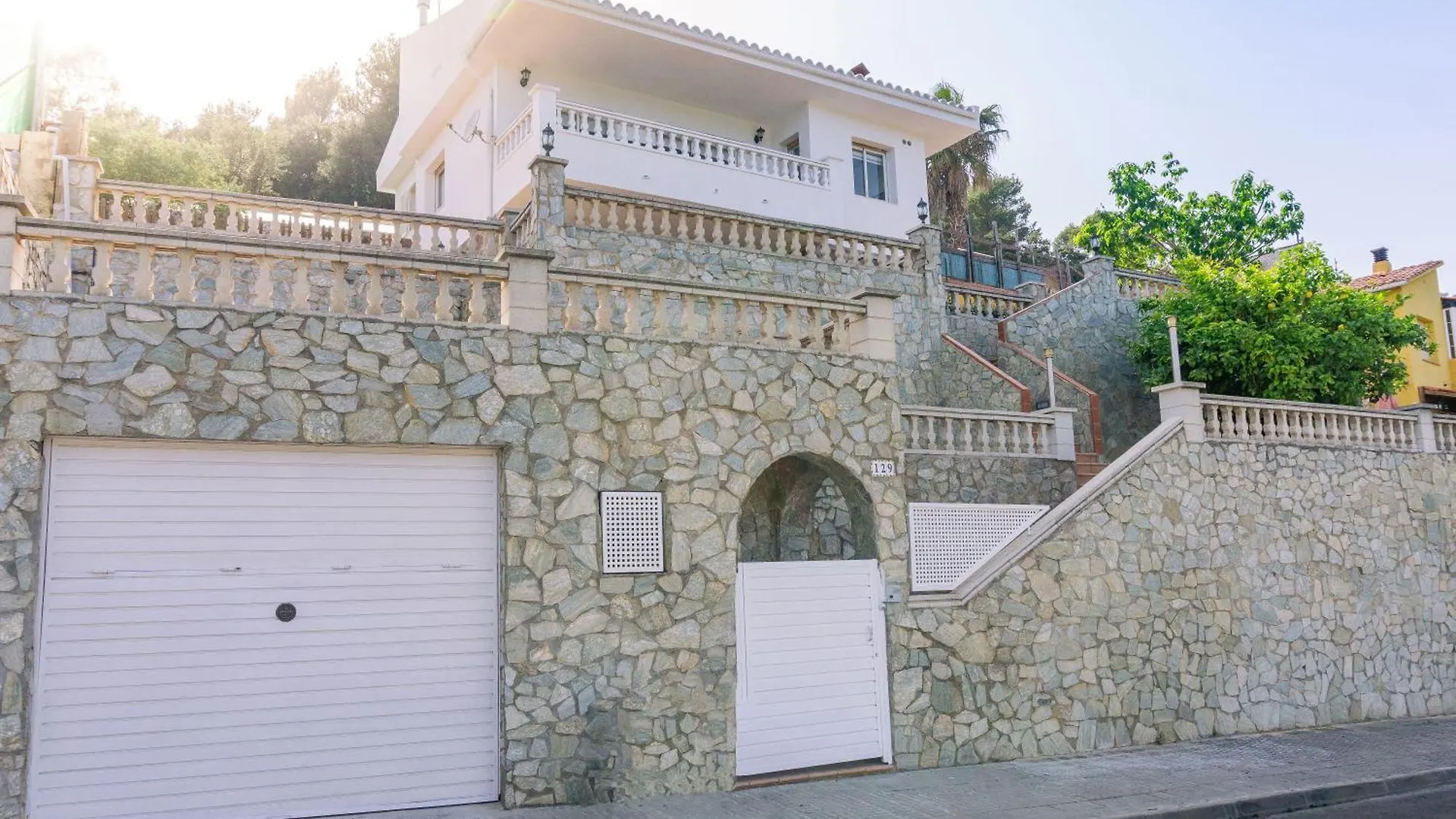 Preciosa Casa En Sant Cebria De Vallalta Spain